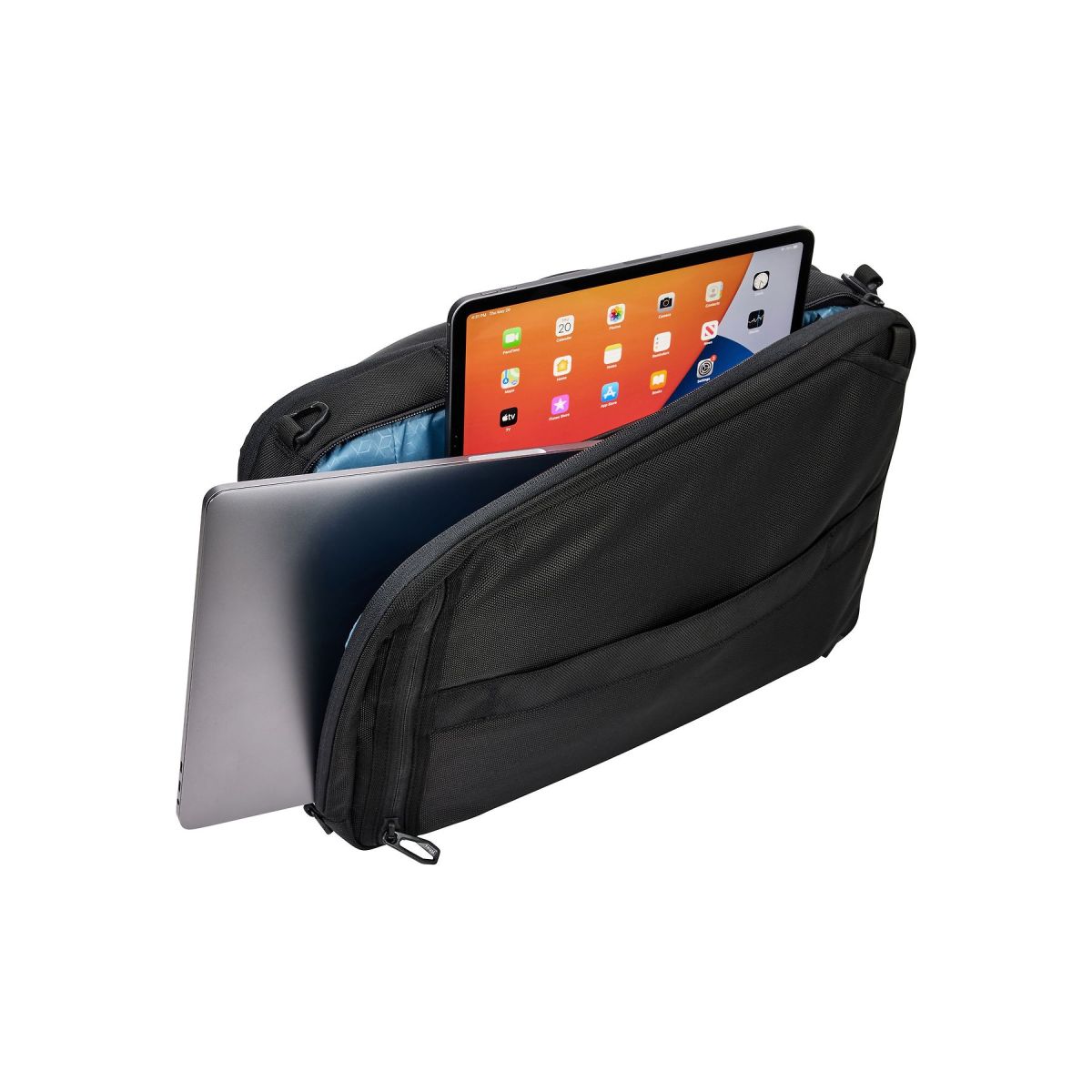 Thule 17 inch laptop case top